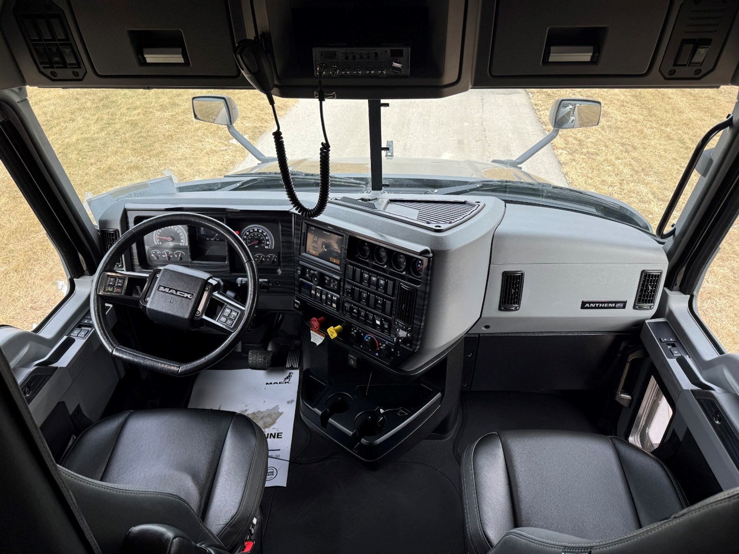 2023 MACK AN64T - USED TRUCKS SLEEPER - image 21