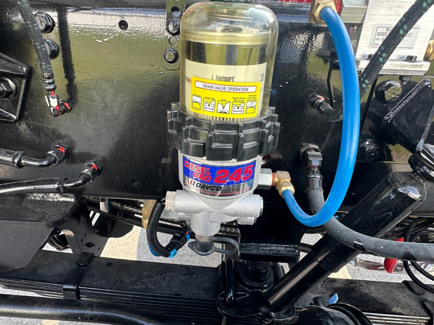 Autocar ACTT 4x2 Yard Tractor - image 17