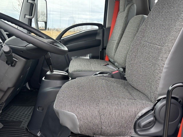 2026 Isuzu NRR Flatbed - image 11