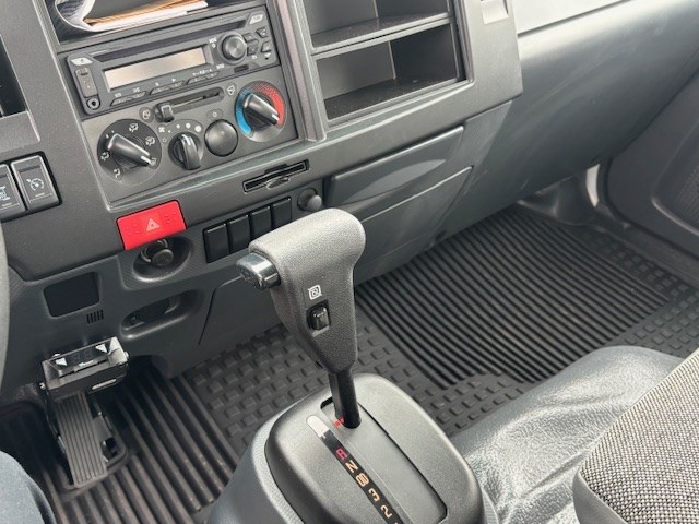 2026 Isuzu NRR Flatbed - image 13